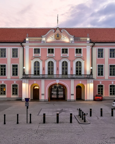 Riigikogu hoone Toompeal Tallinnas